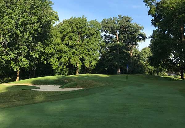 stonebridge golf course in Ann Arbor hole 16